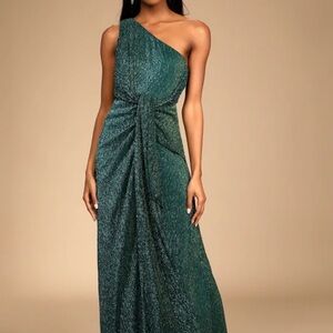 Gorgeous shimmer green Lulus maxi dress